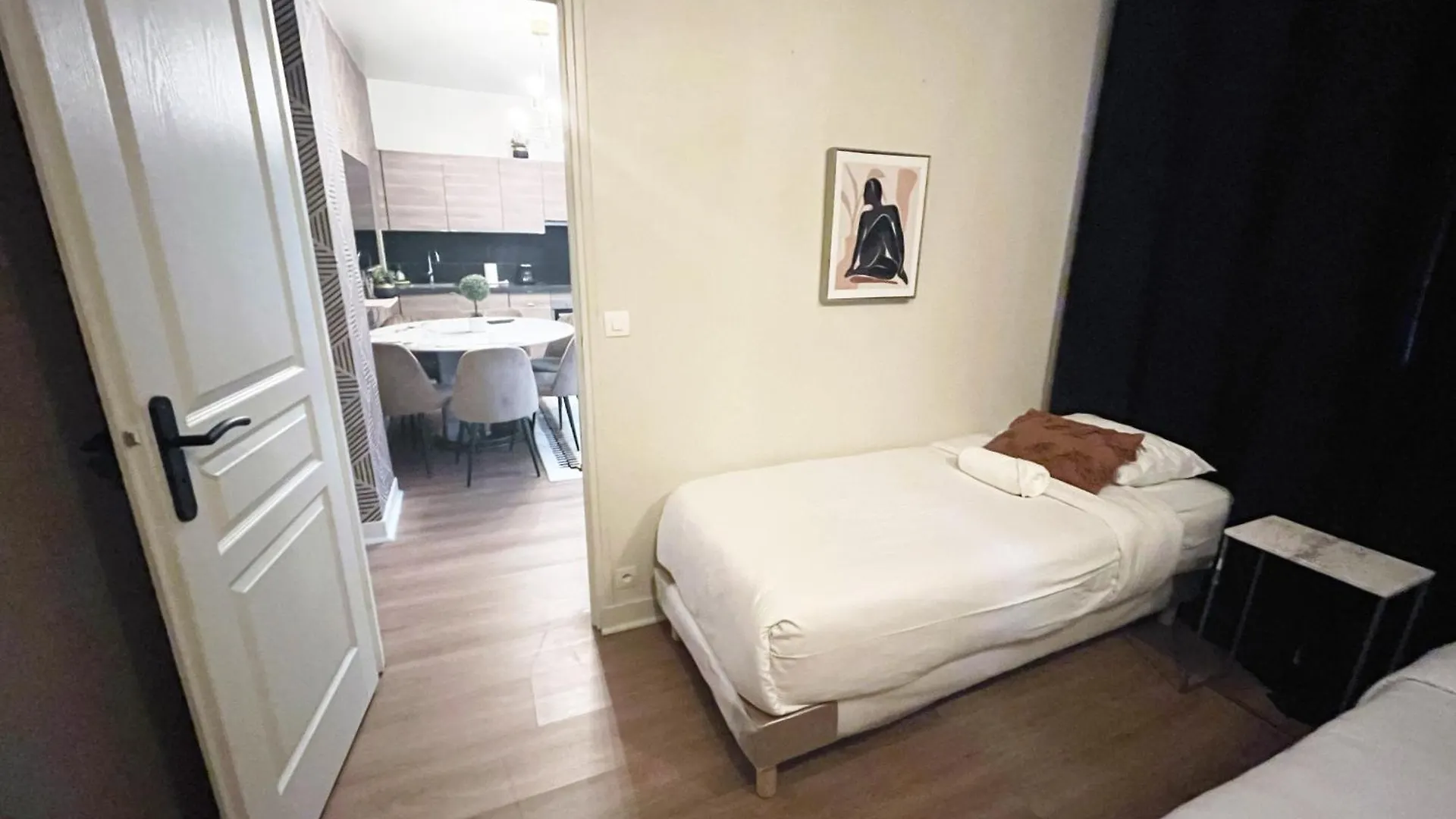 Apartment 06 - Designed Flat Grands Boulevards Paris