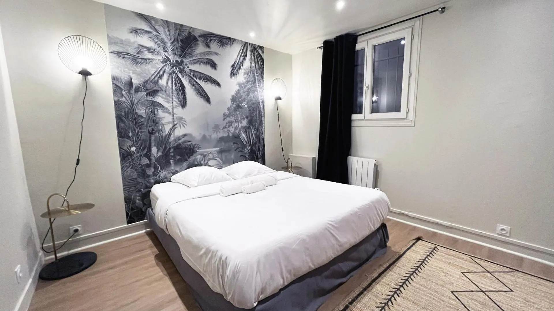06 - Designed Flat Grands Boulevards Apartment Paris