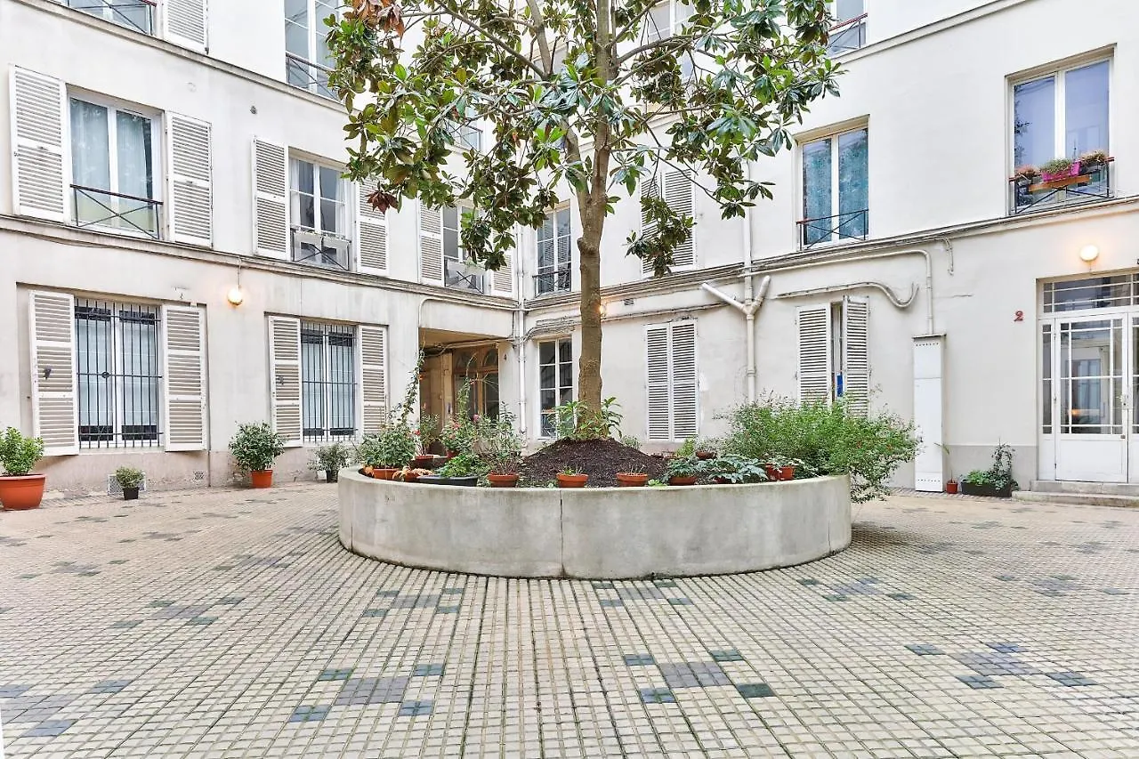 Apartment 06 - Designed Flat Grands Boulevards